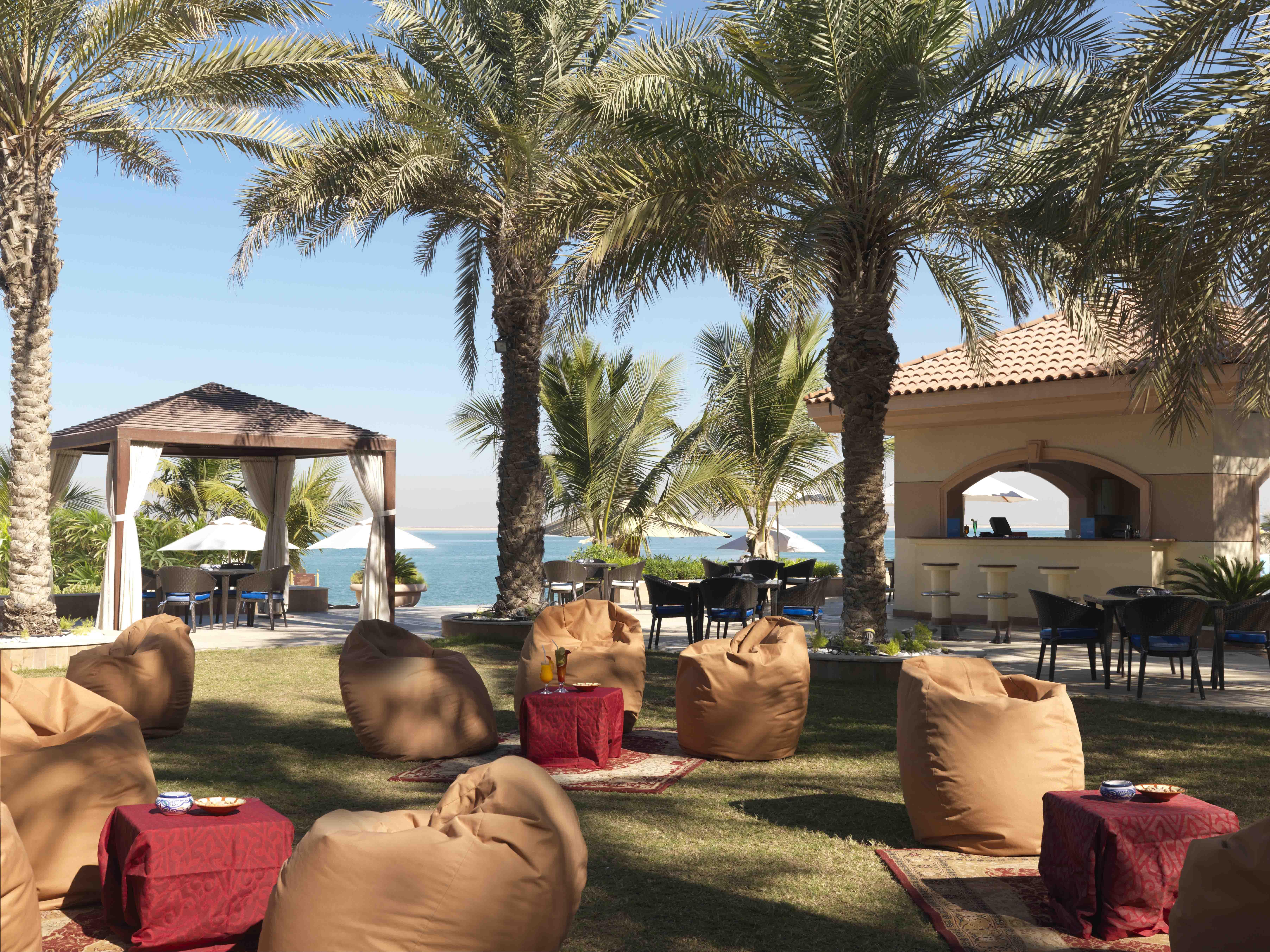 Al Raha Beach Hotel Abu Zabi Restauracja zdjęcie